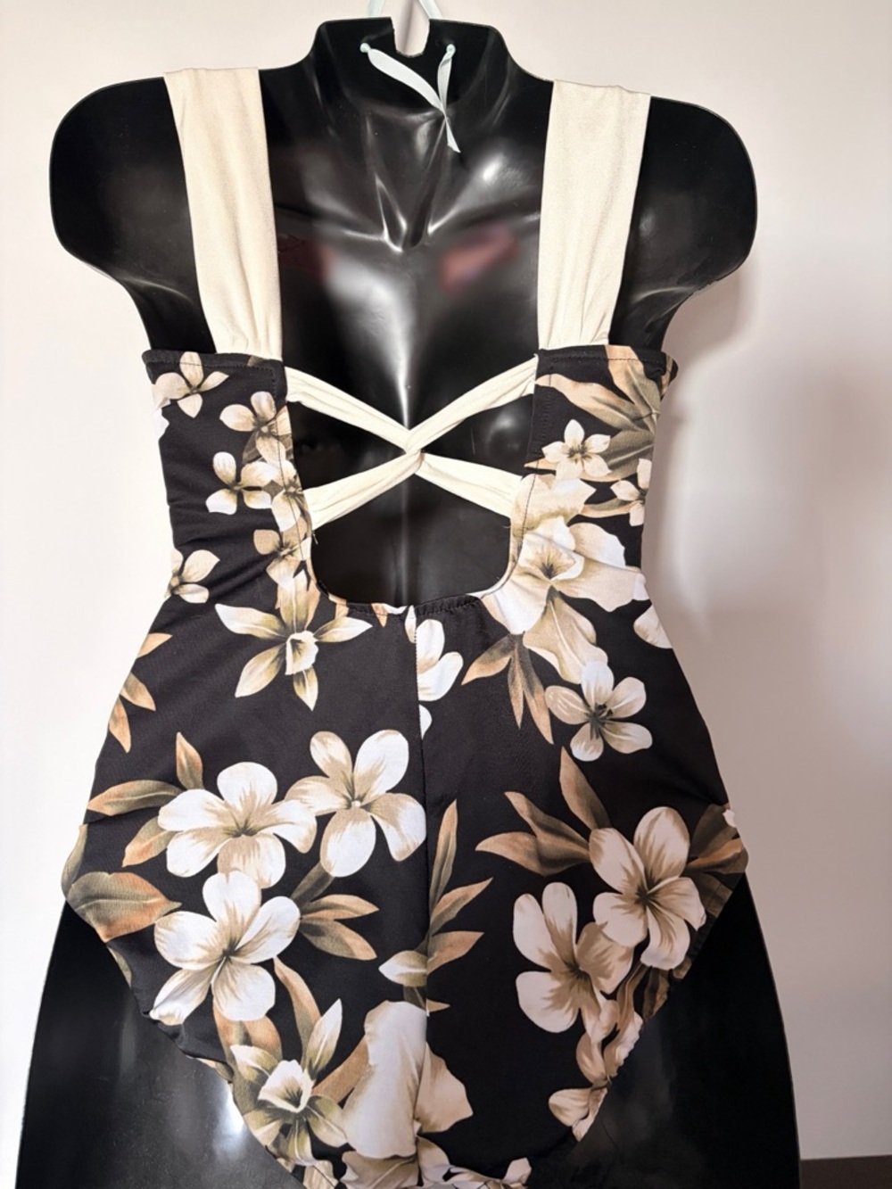Miraclesuit Black and Cream One-Piece Swimsuit - Picture 5 of 10